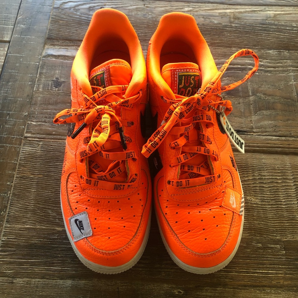 Nike Air Force One Just Do It - Size 7